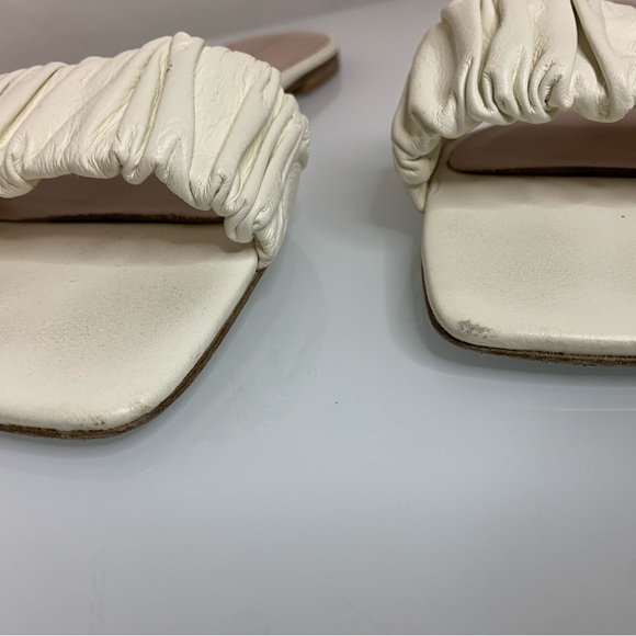Reformation Women’s White Marcella Ruched Flat Slides Sandals Size 10 - Picture 7 of 9